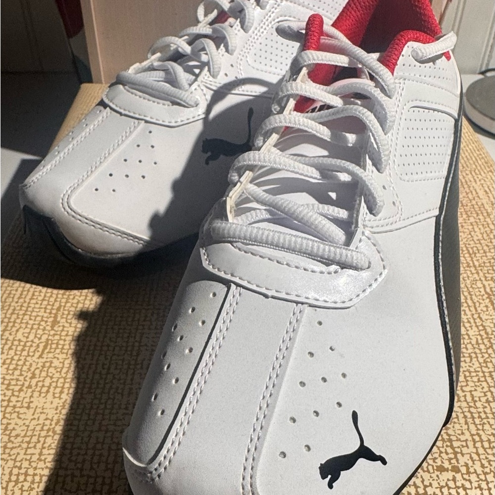 Puma Tazon White and Black Athletic Shoes with Sleek Design. 189873-02